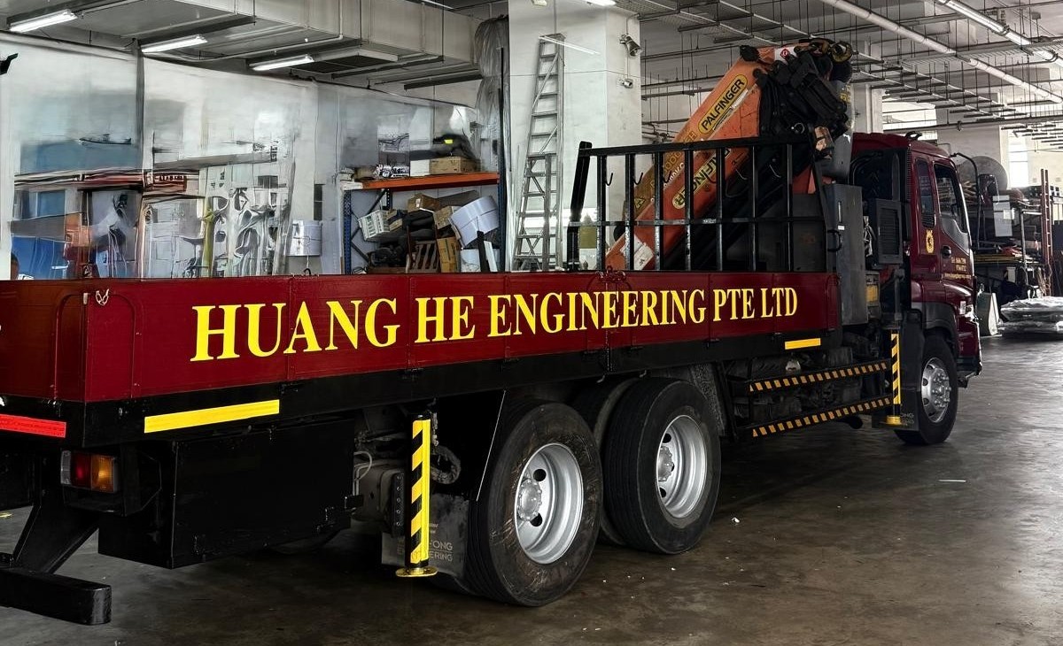 Lorry Crane Back POV
